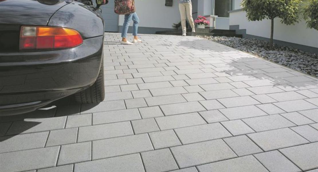 So pflastern Sie  am Besten ihre Zufahrt oder Terrasse